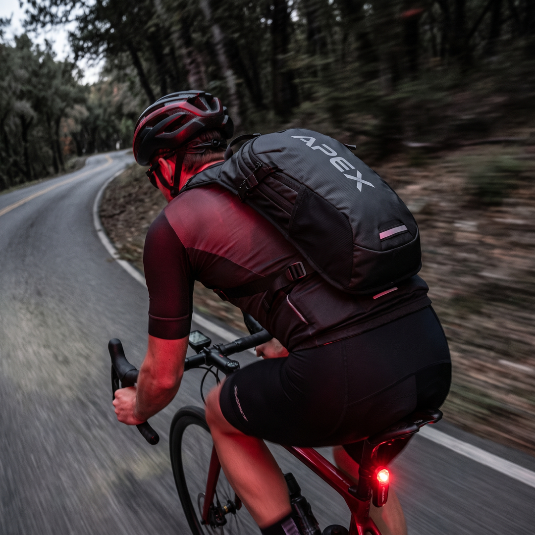 Lightweight Hydration Backpack Running Cycling Walking Kayaking Ergonomic Water Pack Outdoor Sports Backpack with Hydration Bladder Holder