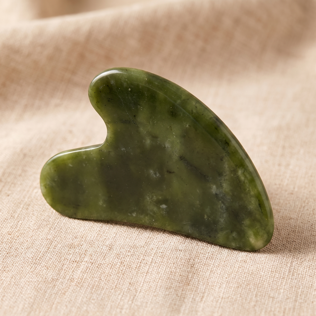 Professional Jade Gua Sha Scraping Tool Heart Shape Natural Jade Stone Face Neck Body Massage Scraper Skin Therapy Recovery Tool