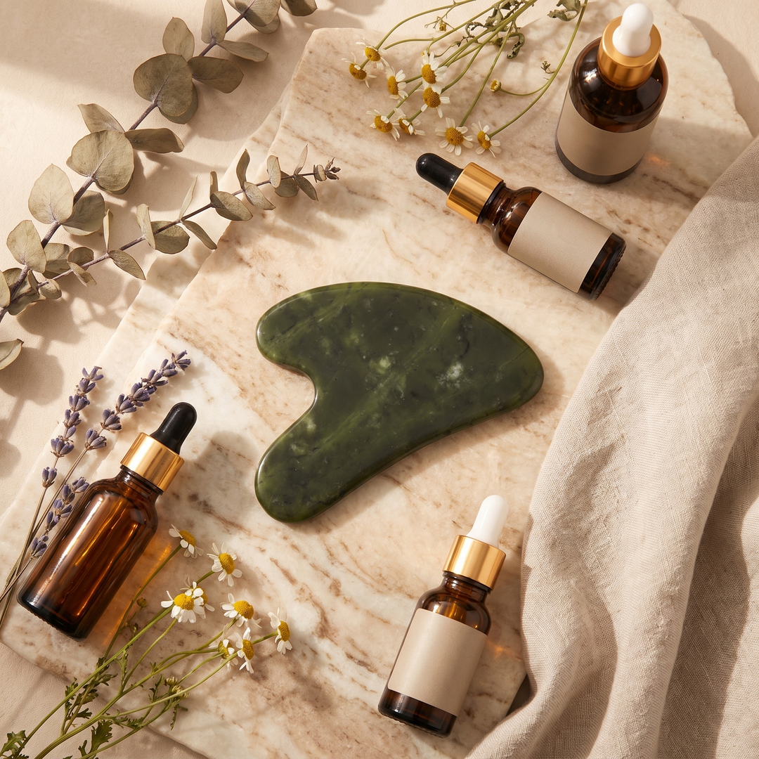 Professional Jade Gua Sha Scraping Tool Heart Shape Natural Jade Stone Face Neck Body Massage Scraper Skin Therapy Recovery Tool